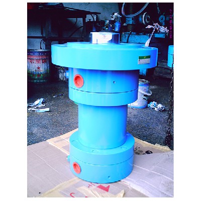 Heavy load oil cylinder